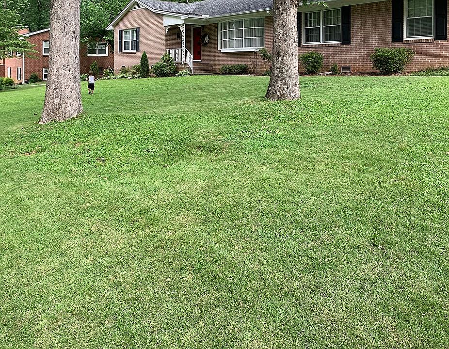 2nd image of 1660 Westbrook Cir