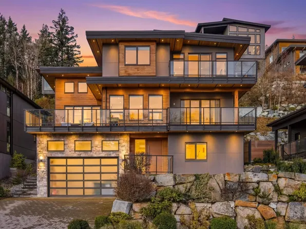 2237 Windsail Pl, Squamish, BC V8B 0T6