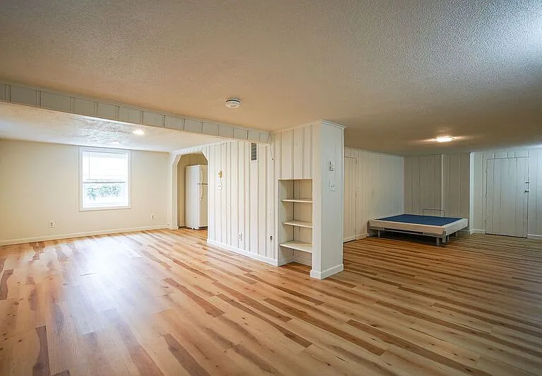 2385 Westfield St #1 — Photo 6