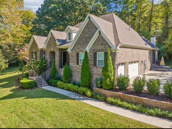 194 Forestwood Dr, Nashville, TN 37209