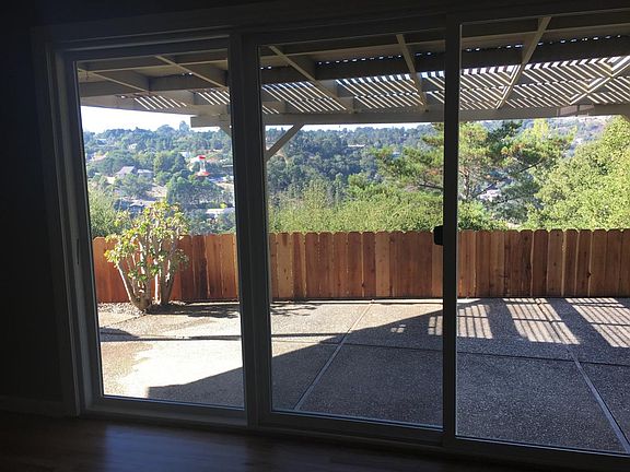Livingroom backyard view