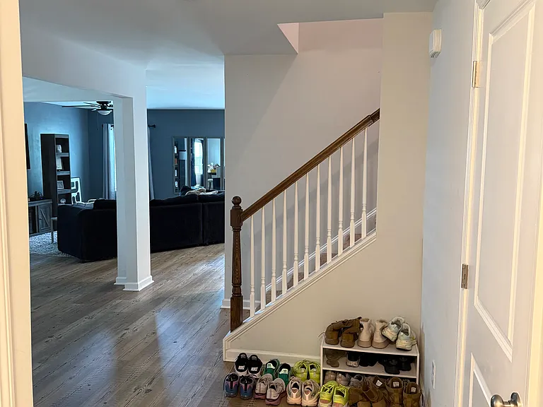 1070 Matchingham Dr — Photo 5