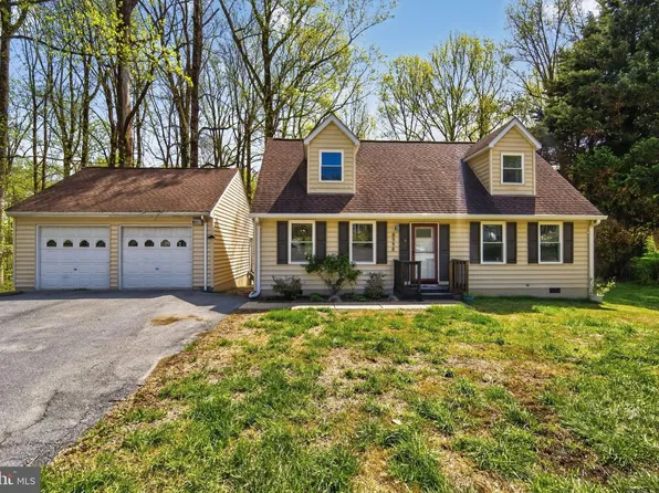 8998 Saint Andrews Dr, Chesapeake Beach, MD 20732