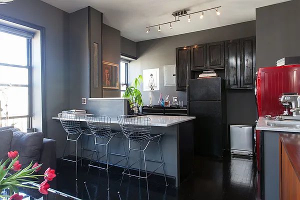 Rented by Compass | media 22