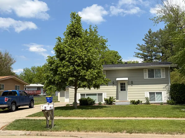 466 N Dubuque St, North Liberty, IA 52317