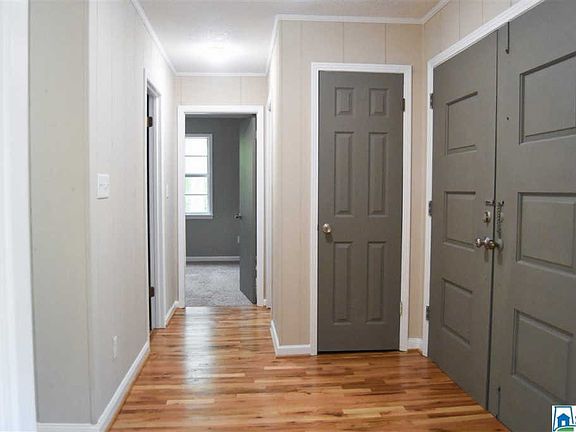 5th image of 105 Aqua Vista Dr W