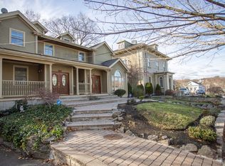 144 Cedar St, Boston, MA 02119