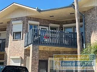 Bridgeview — Photo 2