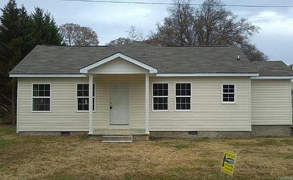 5th image of 106 E Gibbs St