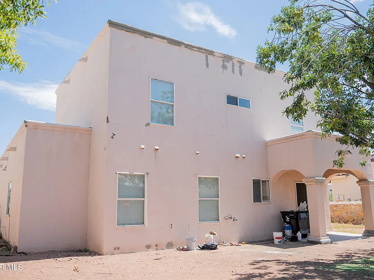804 Bonnie Ct — Photo 44