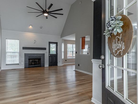 4th image of 8245 Witherow Way