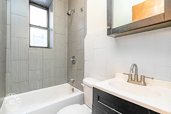 Rented by MySpaceNYC | media 14