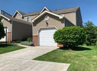 107 Villa Dr, Pittsburgh, PA
