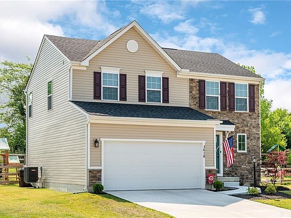 2nd image of 3610 Garrett Dr