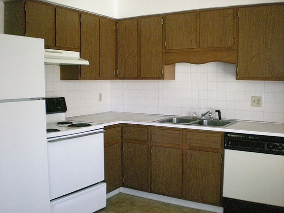 5th image of 2325 Echo Valley Dr
