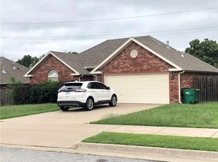 247 Brandons Loop, Springdale, AR 72762