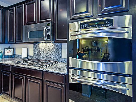 4th image of 5536 Spiceberry Dr