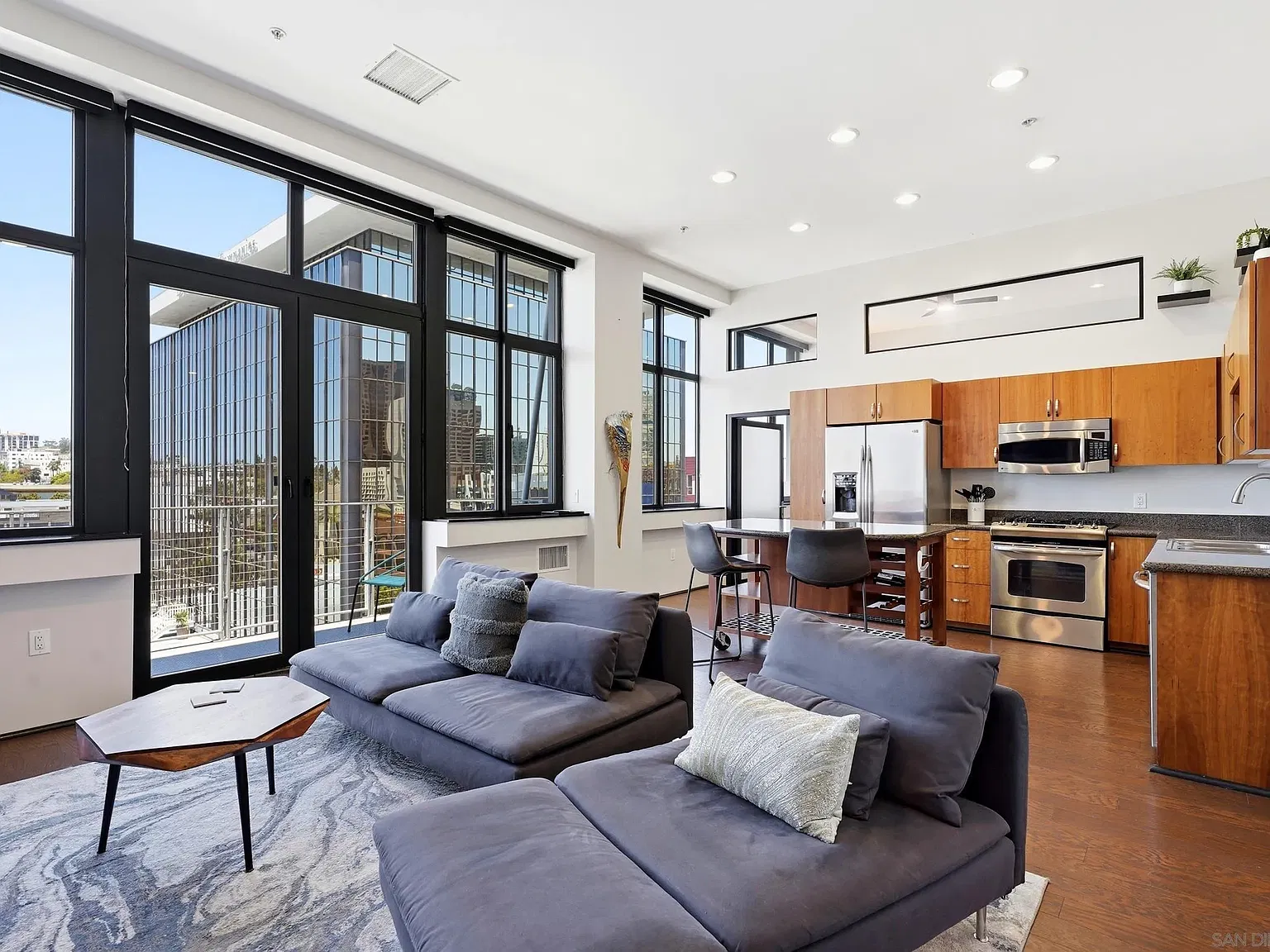 Solara Lofts — Photo 1