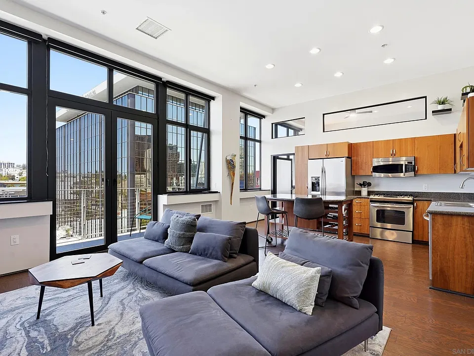 1551 4th Ave #801