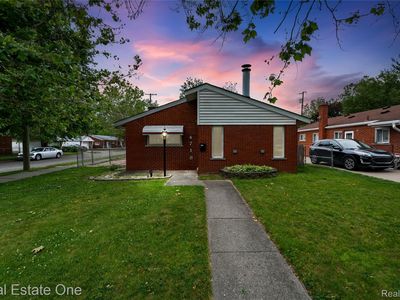 4718 Roosevelt Blvd, Dearborn Heights, MI, 48125