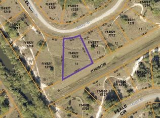 Grover Cir #14, North Pt, FL 34288