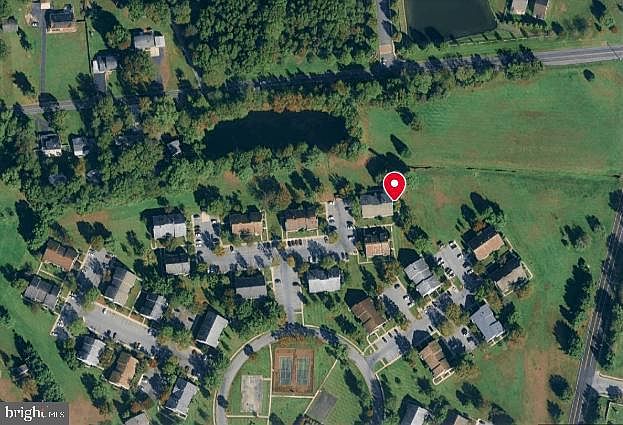 1st image of 524 Shetland Ct