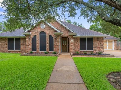 606 Benchmark Dr, College Station, TX, 77845