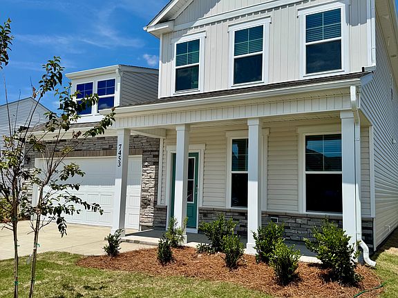 3rd image of 7453 Linda Vista Ln