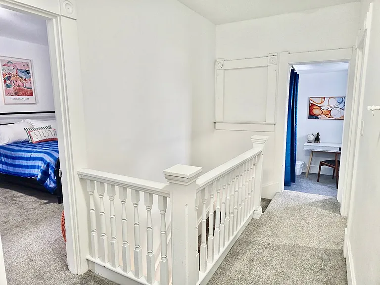 621 N Carver St — Photo 24