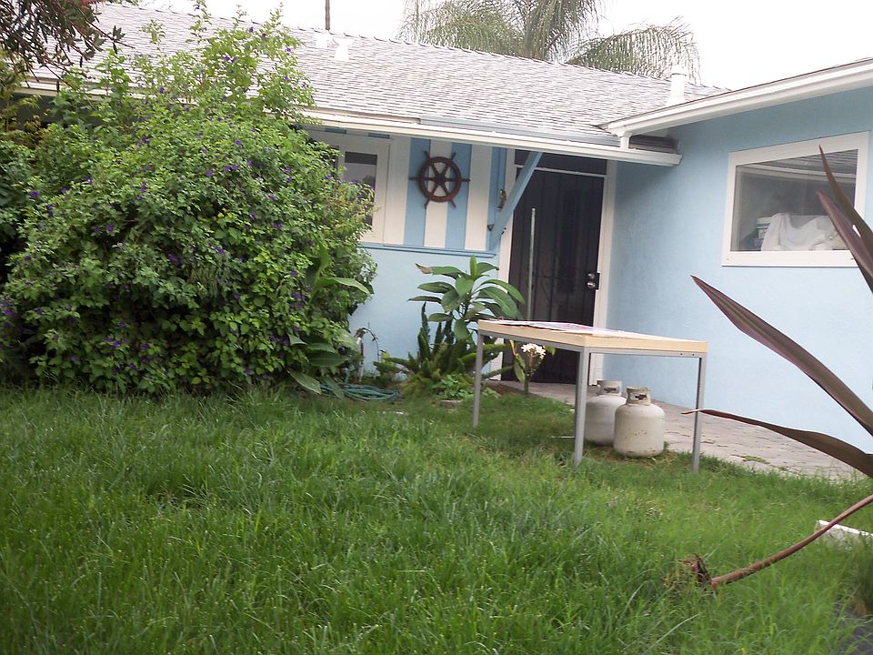 2nd image of 4929 Luna Dr