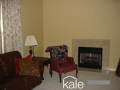 2nd image of 3529 Antoine Pl