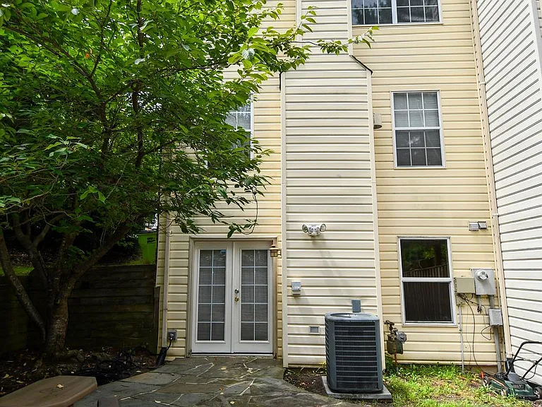 16853 Capon Tree Ln — Photo 42