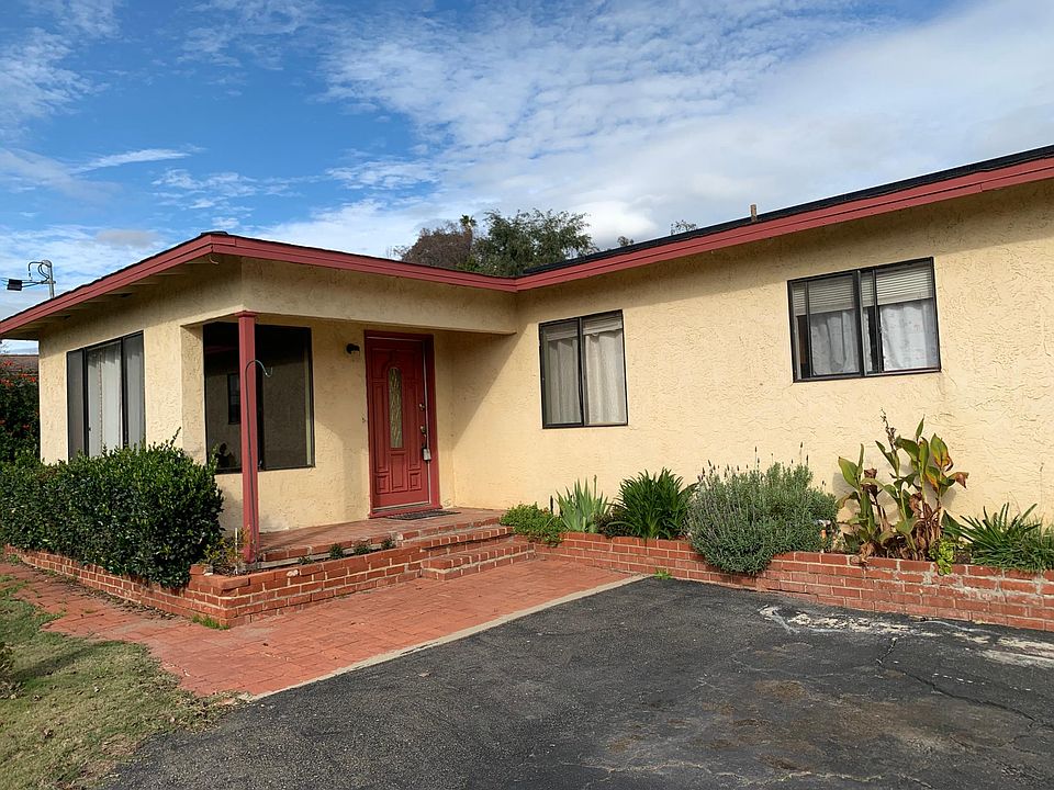 1st image of 206 S Hayden Dr