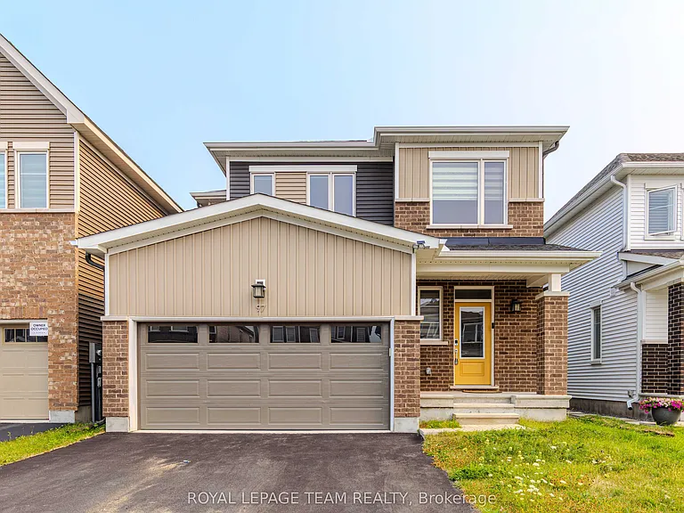 97 Mudminnow Cres — Photo 1