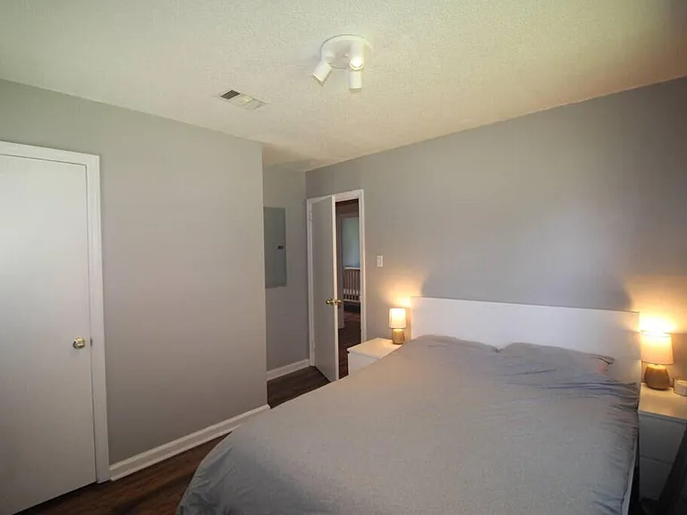 818 Ona Dr — Photo 13