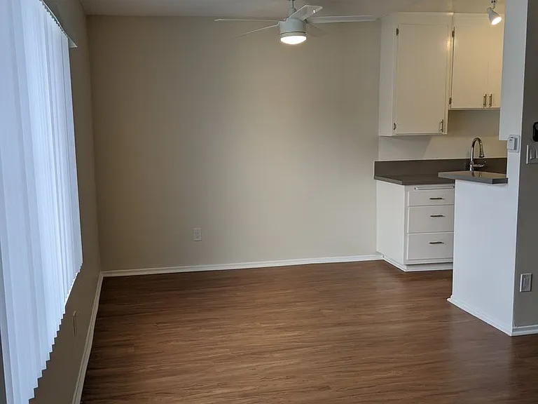 12541 Pacific Ave — Photo 4