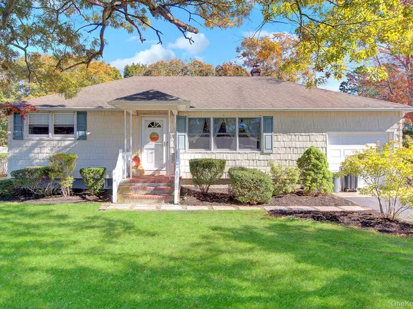 57 Richmond Avenue, Patchogue, NY 11772