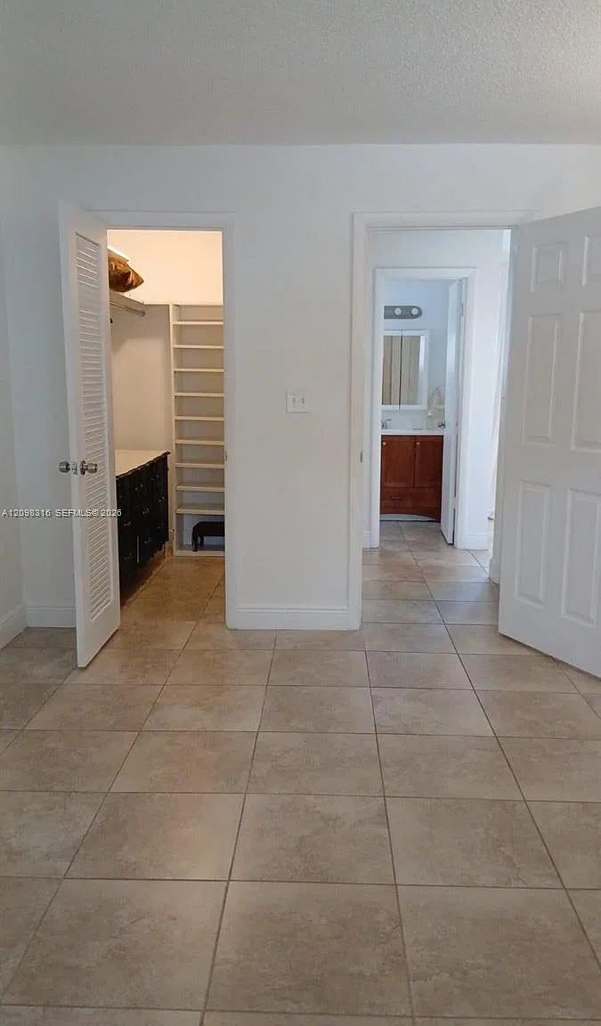 1 bed, 1.0 bath, $1,575 — Photo 3