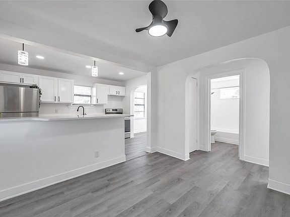 2nd image of 3023 25th St N #B
