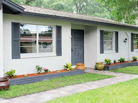 3rd image of 11307 Carrollwood Estates Dr