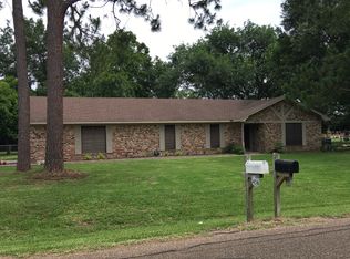 405 Perth St, Victoria, TX 77904