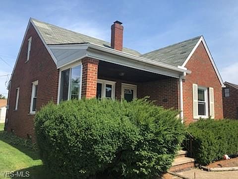 3rd image of 3410 Silverdale Ave