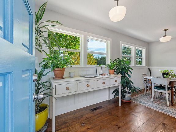 3rd image of 3085 Foothill Boulevard