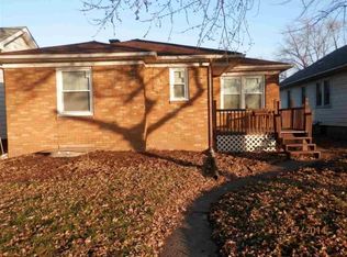 924 19th St, East Moline, IL 61244
