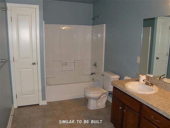 5th image of 510 Laurie St