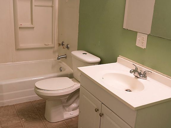 4th image of 4139 Briarhill Dr