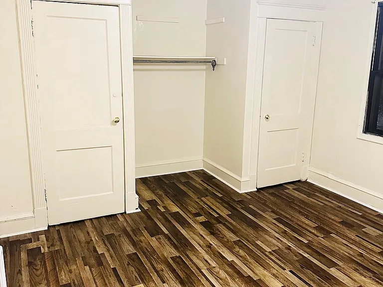 202 Long Ln #3 — Photo 5