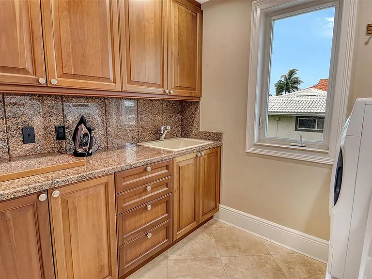 591 Putting Green Ln — Photo 54