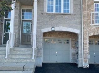 7133 Triumph Ln, Mississauga, ON L5N 0C5