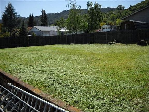 4th image of 800 Malaga Dr